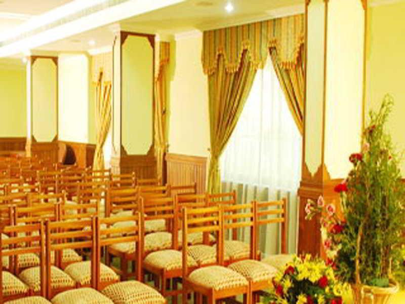 Hotel Grand Seasons à Kochi Extérieur photo